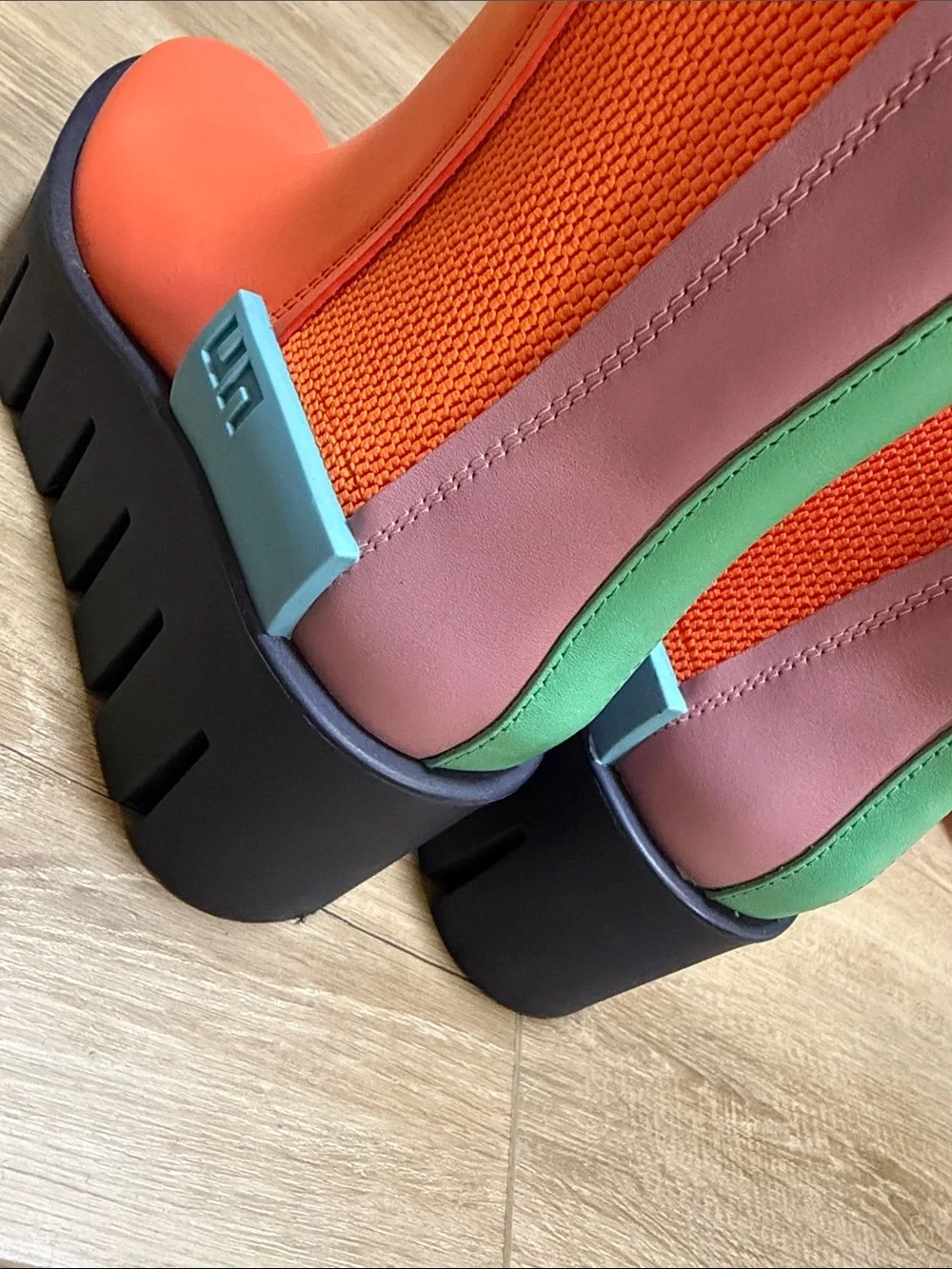 United Nude vibrant orange